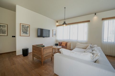 2 bedrooms Villa in Canggu, Badung, Indonesia No. 13121 4