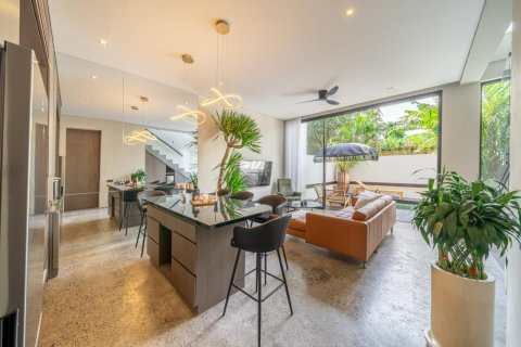 Вилла с 3 спальнями в Денпасар,  № 9181 15