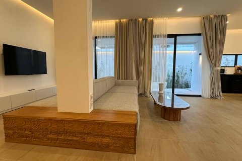 3 bedrooms Villa in Kuta, Badung,  No. 8997 6