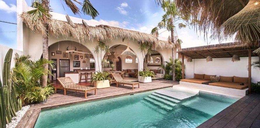 3 bedrooms Villa in Kerobokan, Badung,  No. 9284