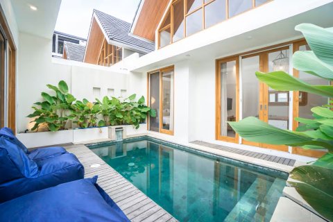 2 bedrooms Villa in Seminyak, Badung, Indonesia No. 10032