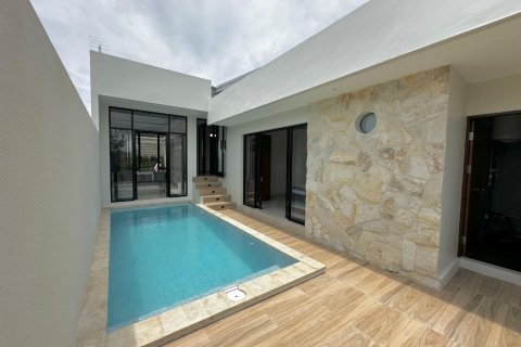 2 bedrooms Villa in Canggu, Badung, Indonesia No. 8989 1