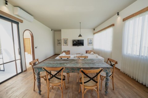 2 bedrooms Villa in Canggu, Badung, Indonesia No. 13121 3