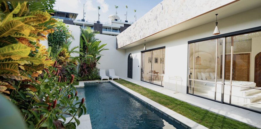 2 bedrooms Villa in Canggu, Badung, Indonesia No. 13121