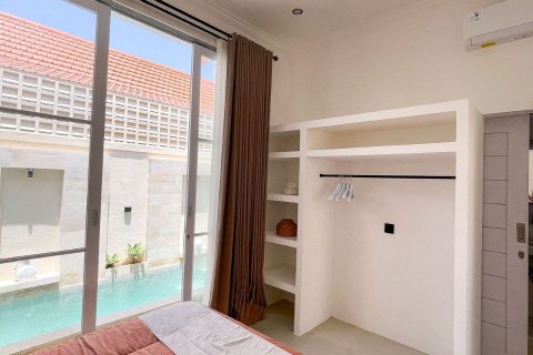 Вилла с 3 спальнями в Денпасар,  № 9178 11