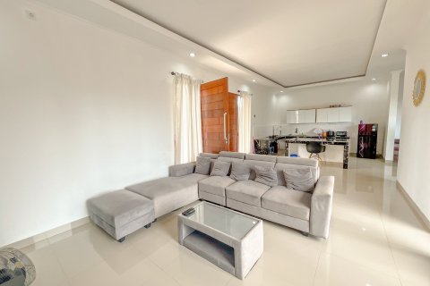 3 bedrooms Villa in Nusa Dua, Badung, No. 9088 2