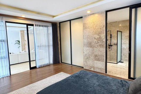 5 bedrooms Villa in Jimbaran, Badung, Indonesia No. 13724 10
