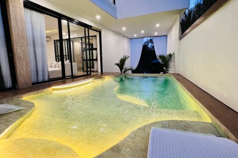 5 bedrooms Villa in Jimbaran, Badung, Indonesia No. 13724 18