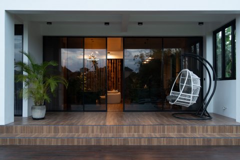 4 bedrooms Villa in Canggu, Badung, Indonesia No. 8913 7