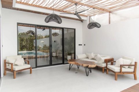 2 bedrooms Villa in Ungasan, Badung, Indonesia No. 13722 8