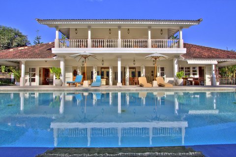 4 bedrooms Villa in Denpasar, Indonesia No. 9866 21