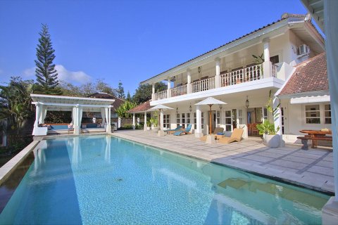 4 bedrooms Villa in Denpasar, Indonesia No. 9866 22