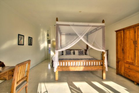 4 bedrooms Villa in Denpasar, Indonesia No. 9866 16