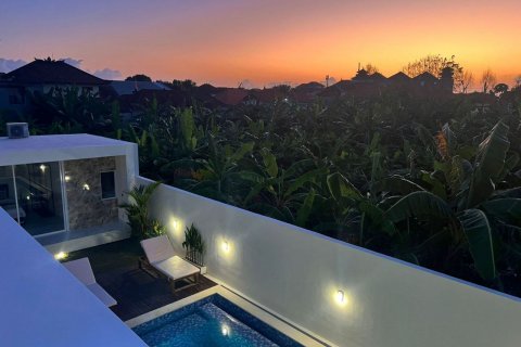 Недвижимость с 4 спальнями в Seminyak, Бадунг,  № 9068 8