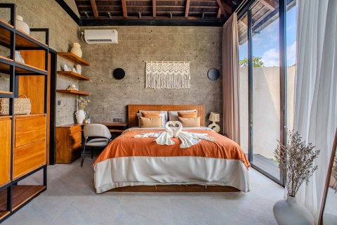 2 bedrooms Villa in Canggu, Badung, Indonesia No. 13725 4