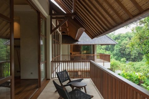 5 bedrooms Villa in Canggu, Badung, Indonesia No. 10035 13
