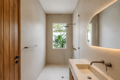 2 bedrooms Villa in South Kuta, Badung, Indonesia No. 13120 4