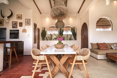 3 bedrooms Villa in Kerobokan, Badung,  No. 9284 8