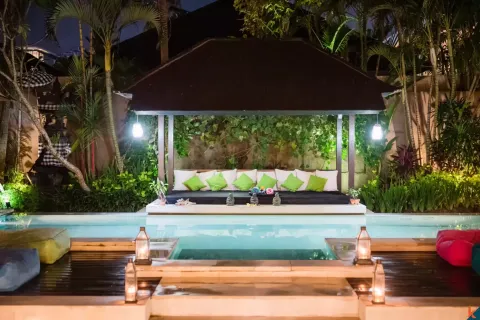 4 bedrooms Villa in Tibubeneng, Badung, Indonesia No. 10600 4