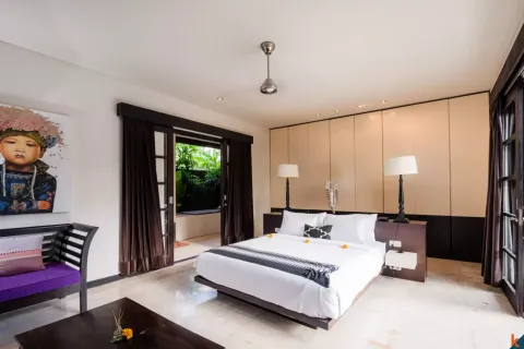 4 bedrooms Villa in Tibubeneng, Badung, Indonesia No. 10600 21