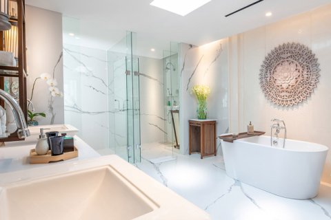 4 bedrooms Villa in Seminyak, Badung,  No. 738 23