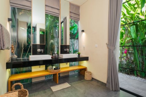 5 bedrooms Villa in Canggu, Badung,  No. 9157 27