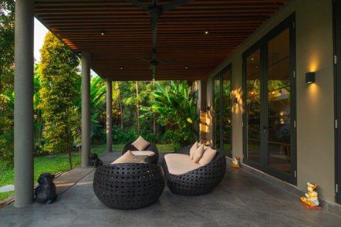 5 bedrooms Villa in Canggu, Badung,  No. 9157 9
