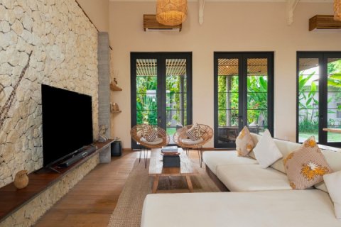 5 bedrooms Villa in Canggu, Badung,  No. 9157 14