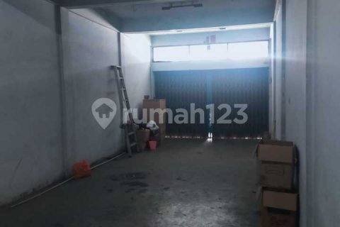 Магазин 120м2 в Jelutung, Jambi City,  № 9155 1