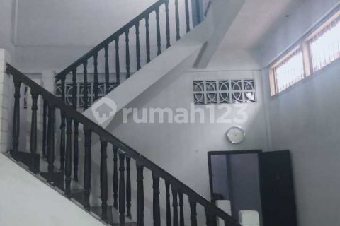Магазин 120м2 в Jelutung, Jambi City,  № 9155 5