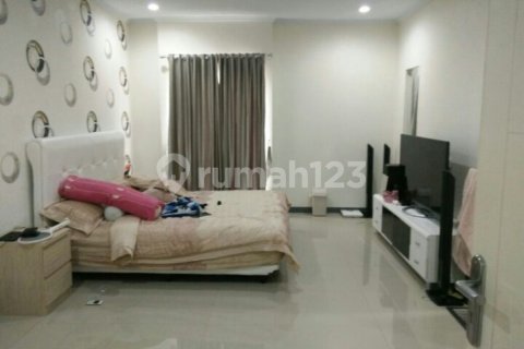 5 bedrooms House in Cipondoh, Tangerang City,  No. 9153 1