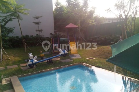 5 bedrooms House in Cipondoh, Tangerang City,  No. 9153 6