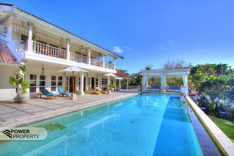 4 bedrooms Villa in Tabanan, Indonesia No. 9744