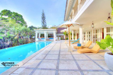 4 bedrooms Villa in Tabanan, Indonesia No. 9744 16