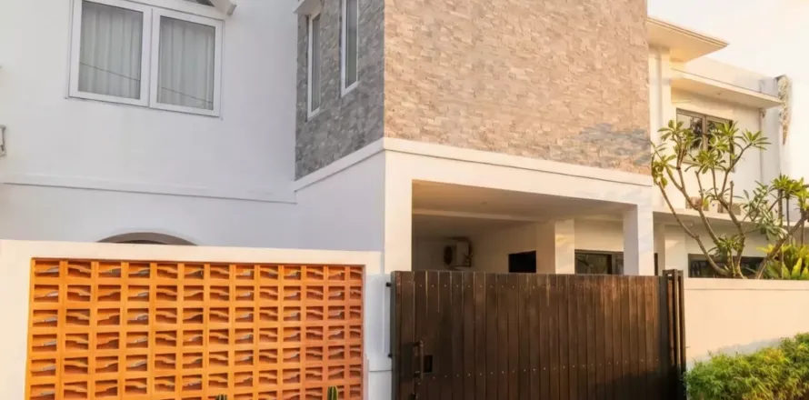 Вилла с 3 спальнями в Seminyak, Бадунг, Индонезия № 10139