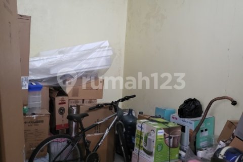 4 bedrooms House in Cipondoh, Tangerang City, Indonesia No. 13457 11