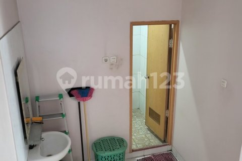 4 bedrooms House in Cipondoh, Tangerang City, Indonesia No. 13457 6