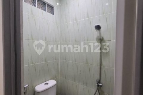 2 bedrooms House in Cipondoh, Tangerang City, Indonesia No. 13458 17