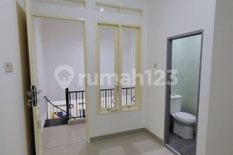 2 bedrooms House in Cipondoh, Tangerang City, Indonesia No. 13458 14