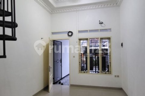 2 bedrooms House in Cipondoh, Tangerang City, Indonesia No. 13458 6