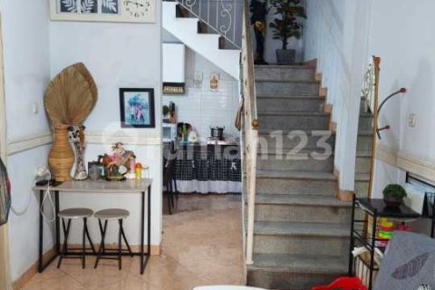 3 bedrooms House in Cipondoh, Tangerang City, Indonesia No. 13459 3