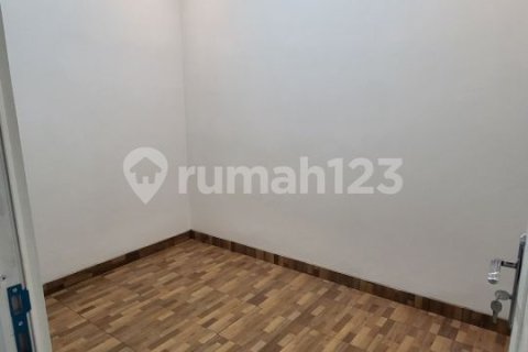 2 bedrooms House in Cipondoh, Tangerang City, Indonesia No. 13460 11