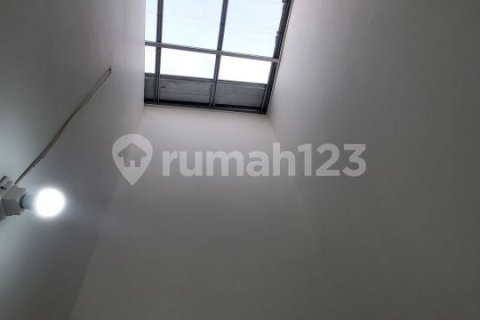 2 bedrooms House in Cipondoh, Tangerang City, Indonesia No. 13460 9
