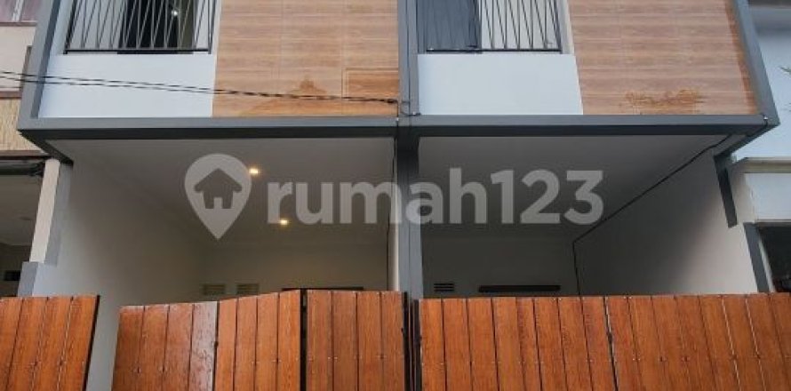 2 bedrooms House in Cipondoh, Tangerang City, Indonesia No. 13460
