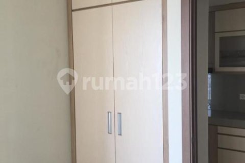 2 bedrooms Apartment in Kembangan, Jakarta, Indonesia No. 13454 2