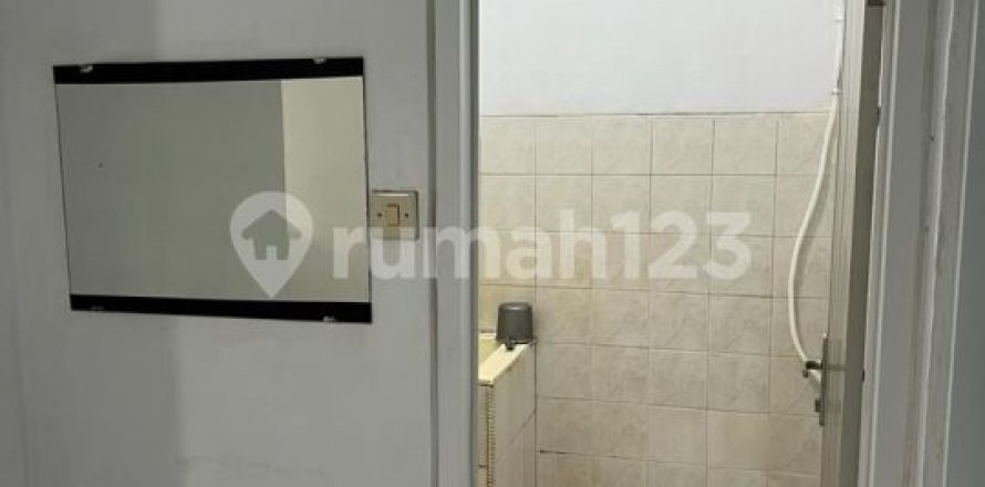 3 bedrooms House in Cipondoh, Tangerang City, Indonesia No. 13456