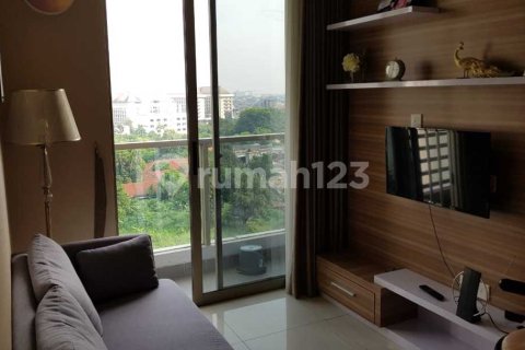 3 bedrooms Apartment in Grogol Petamburan, Jakarta, Indonesia No. 13647 10