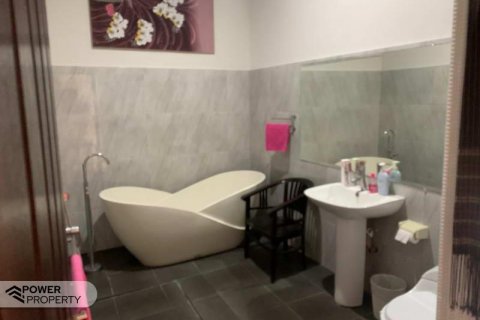 3 bedrooms Villa in Kerobokan, Badung, No. 9248 3