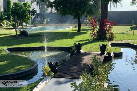 3 bedrooms Villa in Kerobokan, Badung, No. 9248 10