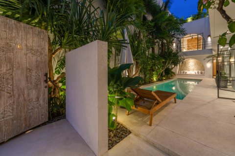 6 bedrooms Villa in Tampaksiring, Gianyar,  No. 9247 22